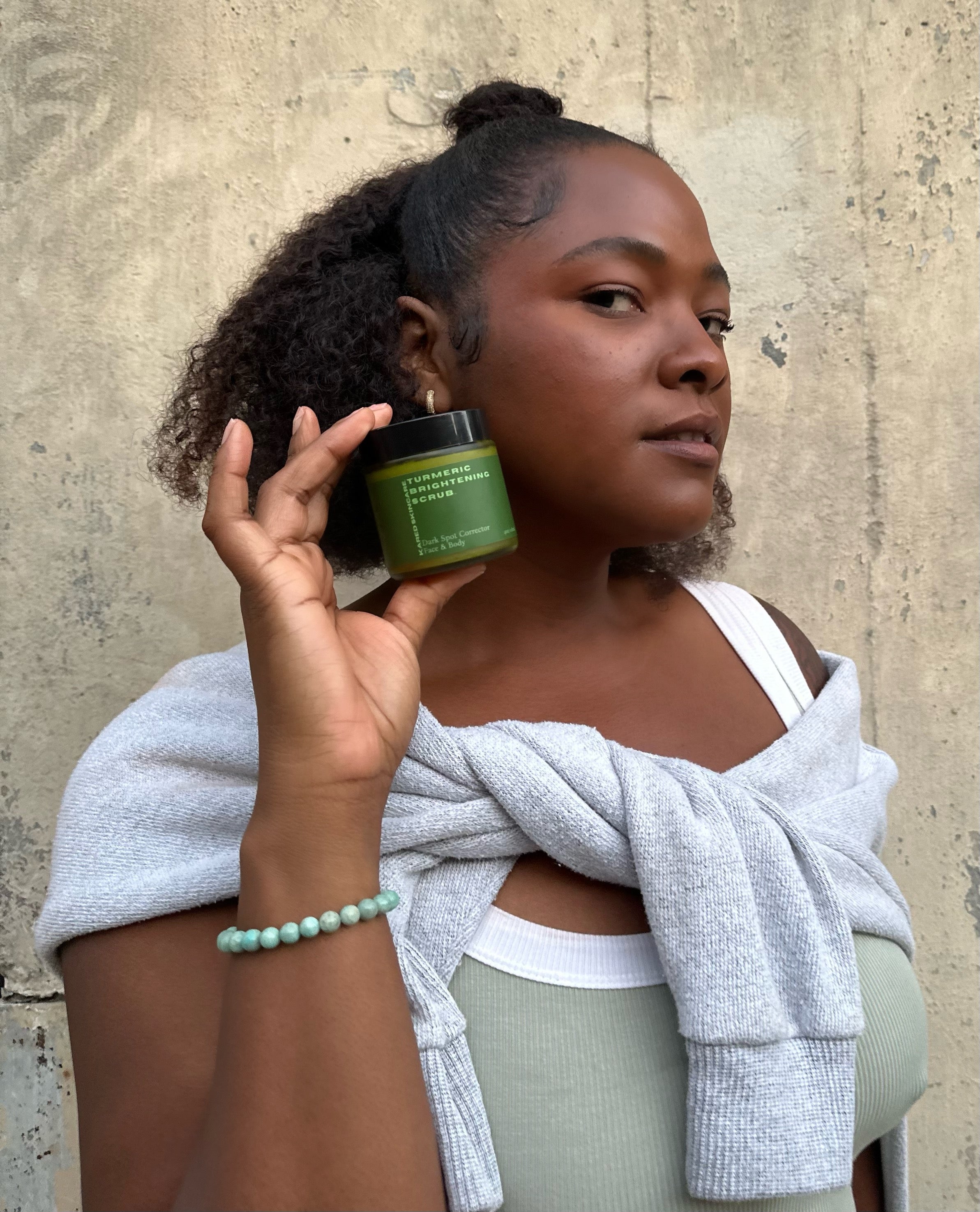 Turmeric Brightening Scrub